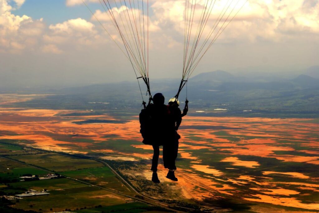Quand et comment faire un saut en parachute en France