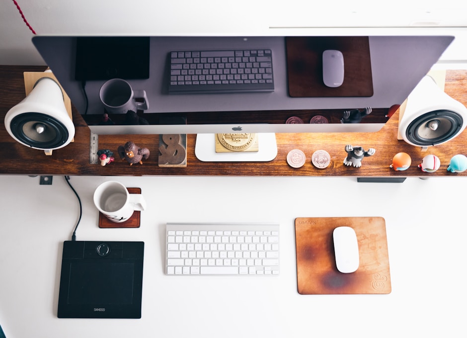 Les accessoires indispensables à posséder au bureau