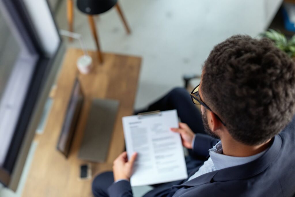 Comment postuler en PMI : le guide complet pour décrocher votre emploi